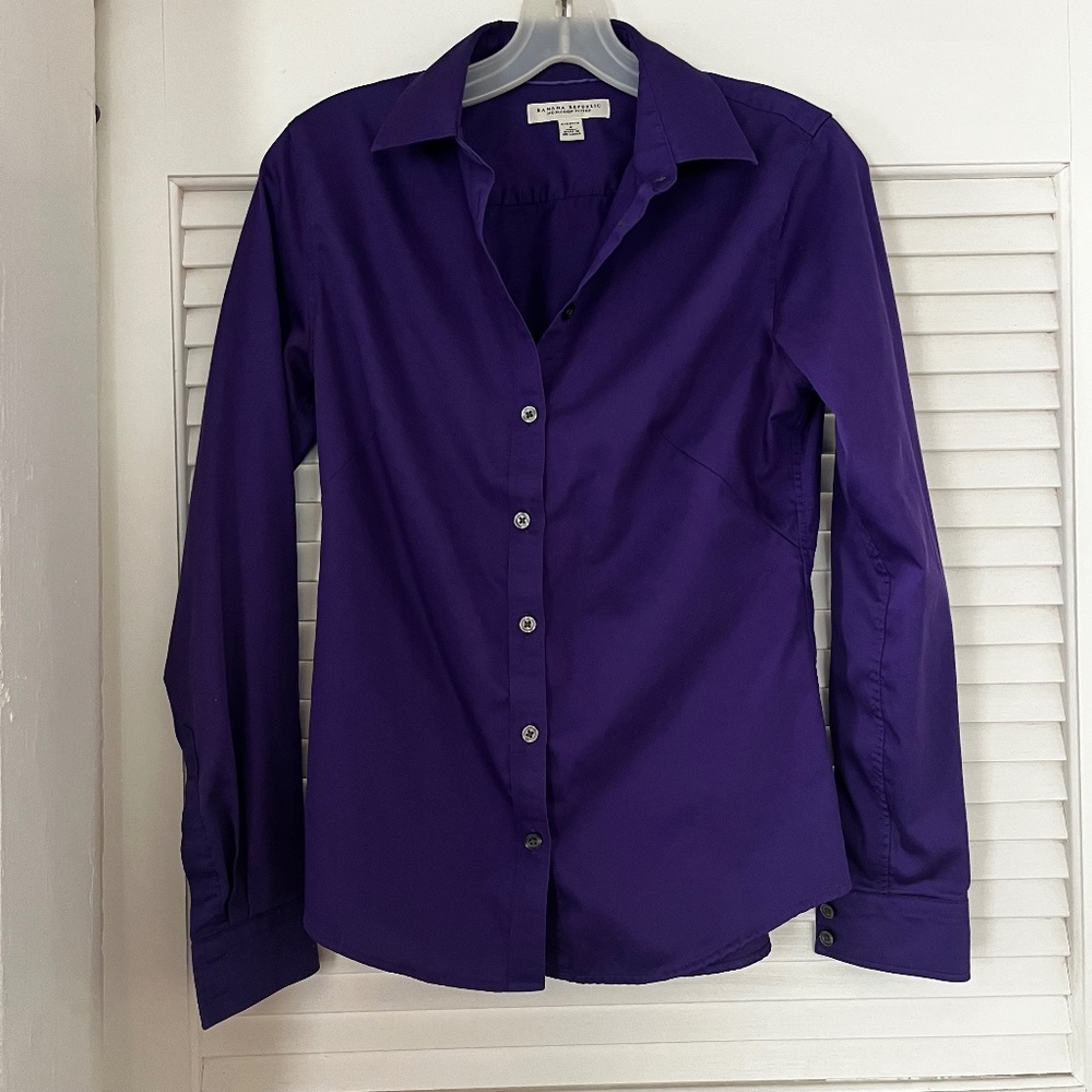 Banana Republic Non-Iron Fitten Button Up Shirt Purple Size 4